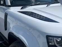 Land Rover Defender 110 D250 MHEV X-Dynamic S SUV