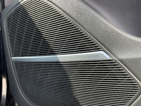 4.0 TDI V8 SUV 5dr Diesel Tiptronic quattro Euro 6 (s/s) (435 ps)