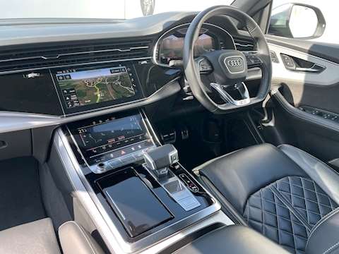 4.0 TDI V8 SUV 5dr Diesel Tiptronic quattro Euro 6 (s/s) (435 ps)