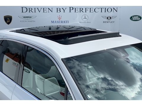 Porsche Cayenne 3.0 V6 E-Hybrid 14.1kWh SUV 5dr Petrol Plug-in Hybrid TiptronicS 4WD Euro 6 (s/s) (462 ps)