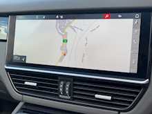Porsche Cayenne 3.0 V6 E-Hybrid 14.1kWh SUV 5dr Petrol Plug-in Hybrid TiptronicS 4WD Euro 6