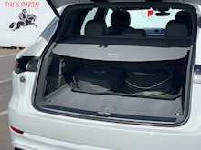 Porsche Cayenne 3.0 V6 E-Hybrid 14.1kWh SUV 5dr Petrol Plug-in Hybrid TiptronicS 4WD Euro 6