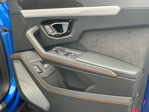 Lamborghini Urus V8 BiTurbo 4.0 Estate Petrol