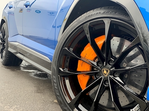 Urus Estate 4.0 V8 Petrol