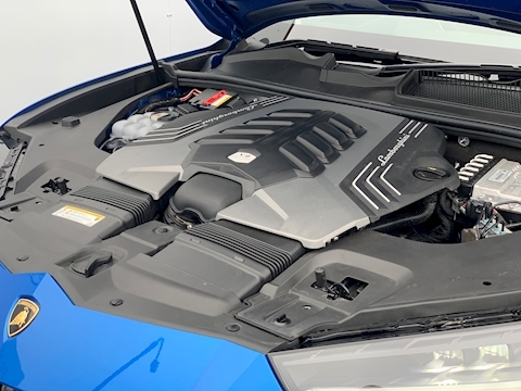 Urus Estate 4.0 V8 Petrol