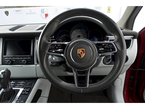 Macan D S Pdk Estate 3.0 Semi Auto Diesel