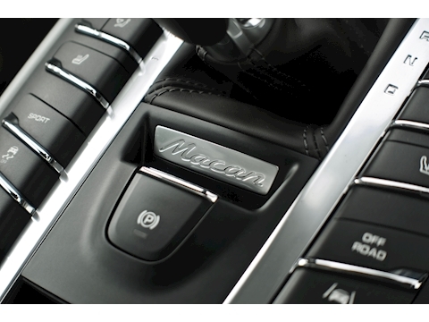 Macan D S Pdk Estate 3.0 Semi Auto Diesel