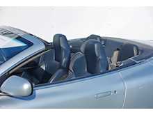 Aston Martin Db9 V12 Convertible 5.9