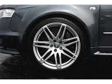 Audi A4 Rs4 Quattro 4.2