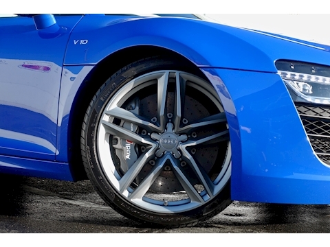 R8 V10 Plus Quattro 5.2 2dr Coupe Semi Auto Petrol