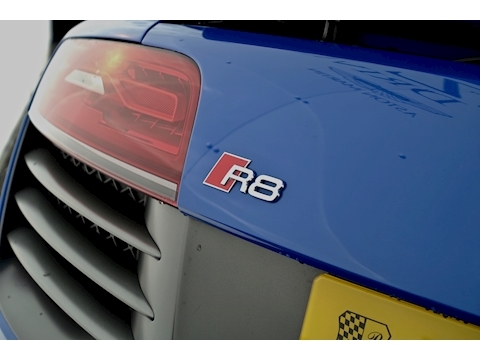 R8 V10 Plus Quattro 5.2 2dr Coupe Semi Auto Petrol