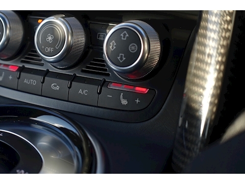 R8 V10 Plus Quattro 5.2 2dr Coupe Semi Auto Petrol