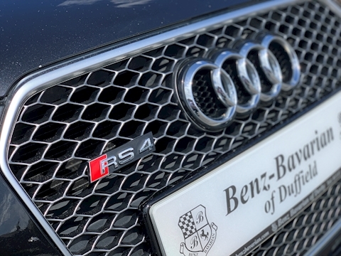 RS4 Avant 4.2 TFSI Avant 5dr Petrol S Tronic quattro (249 g/km, 444 bhp) Avant 4.2 S Tronic Petrol