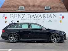 Audi RS4 Avant S Tronic Quattro