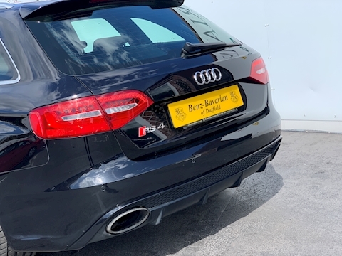 RS4 Avant 4.2 TFSI Avant 5dr Petrol S Tronic quattro (249 g/km, 444 bhp) Avant 4.2 S Tronic Petrol