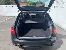 Audi RS4 Avant S Tronic Quattro