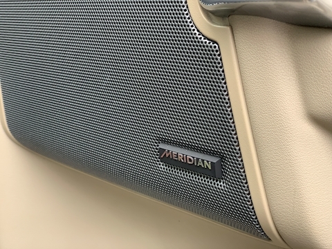 Discovery 4 Graphite SUV 3.0 Automatic Diesel