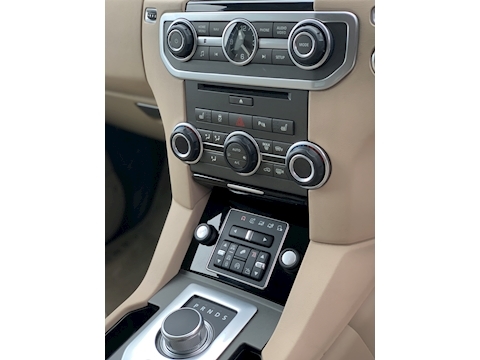 Discovery 4 Graphite SUV 3.0 Automatic Diesel