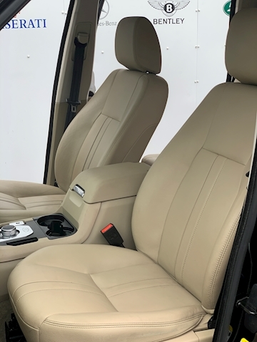 Discovery 4 Graphite SUV 3.0 Automatic Diesel