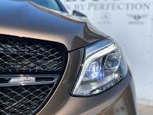 Mercedes-Benz GLE43 V6 AMG (Premium)
