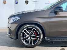 Mercedes-Benz GLE43 V6 AMG (Premium)