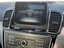 Mercedes-Benz GLE43 V6 AMG (Premium)