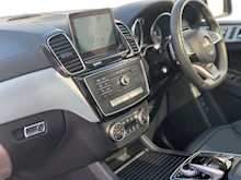 Mercedes-Benz GLE43 V6 AMG (Premium)