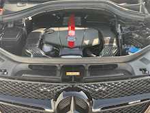 Mercedes-Benz GLE43 V6 AMG (Premium)