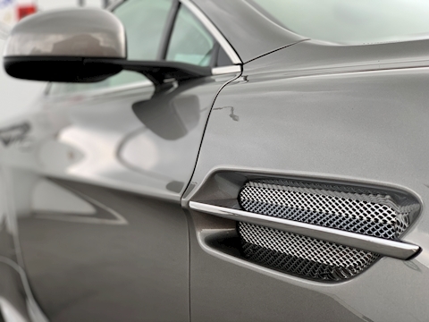 Vantage 4.7 V8 Coupe 2dr Petrol Sportshift II (EU6) (420 bhp) 4.7 2dr Coupe Sportshift II Petrol