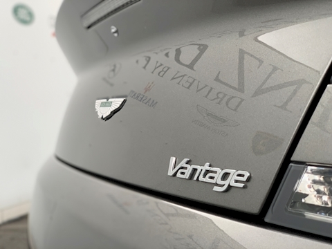 Vantage 4.7 V8 Coupe 2dr Petrol Sportshift II (EU6) (420 bhp) 4.7 2dr Coupe Sportshift II Petrol