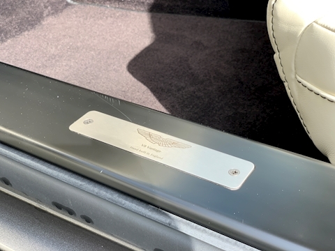 Vantage 4.7 V8 Coupe 2dr Petrol Sportshift II (EU6) (420 bhp) 4.7 2dr Coupe Sportshift II Petrol