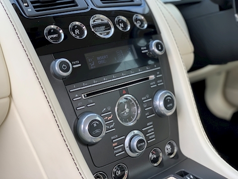 Vantage 4.7 V8 Coupe 2dr Petrol Sportshift II (EU6) (420 bhp) 4.7 2dr Coupe Sportshift II Petrol