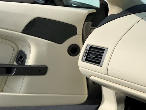 Vantage 4.7 V8 Coupe 2dr Petrol Sportshift II (EU6) (420 bhp) 4.7 2dr Coupe Sportshift II Petrol