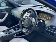 Jaguar F-PACE 3.0d V6 First Edition Auto AWD (s/s) 5dr