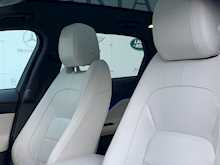 Jaguar F-PACE 3.0d V6 First Edition Auto AWD (s/s) 5dr