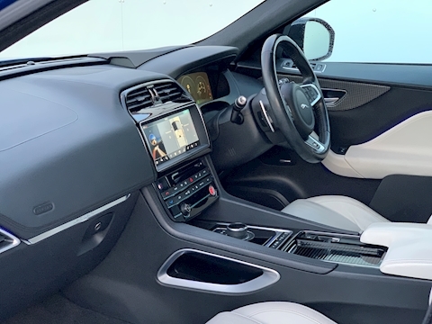 3.0d V6 First Edition SUV 5dr Diesel Auto AWD (s/s) (300 ps)