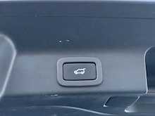 Jaguar F-PACE 3.0d V6 First Edition Auto AWD (s/s) 5dr