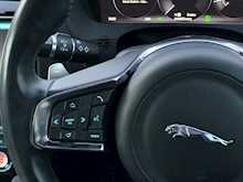 Jaguar F-PACE 3.0d V6 First Edition Auto AWD (s/s) 5dr