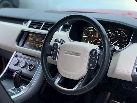 3.0 SD V6 Autobiography Dynamic SUV 5dr Diesel Automatic 4X4 (s/s) (185 g/km, 306 bhp)