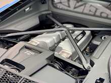 Audi R8 5.2 FSI V10 S Tronic quattro (s/s) 2dr