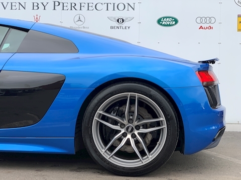 5.2 FSI V10 Coupe 2dr Petrol S Tronic quattro (s/s) (540 ps)