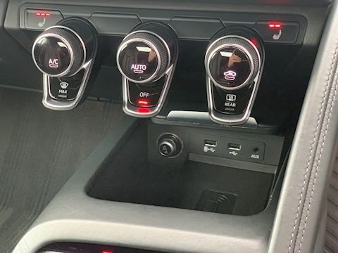 5.2 FSI V10 Coupe 2dr Petrol S Tronic quattro (s/s) (540 ps)