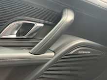 Audi R8 5.2 FSI V10 S Tronic quattro (s/s) 2dr