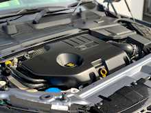 Land Rover Discovery Sport 2.0 TD4 HSE Auto 4WD (s/s) 5dr