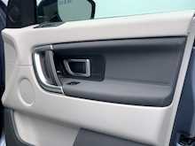 Land Rover Discovery Sport 2.0 TD4 HSE Auto 4WD (s/s) 5dr