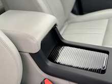 Land Rover Discovery Sport 2.0 TD4 HSE Auto 4WD (s/s) 5dr