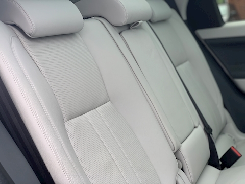 2.0 TD4 HSE SUV 5dr Diesel Auto 4WD (s/s) (180 ps)