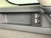 Land Rover Discovery Sport 2.0 TD4 HSE Auto 4WD (s/s) 5dr