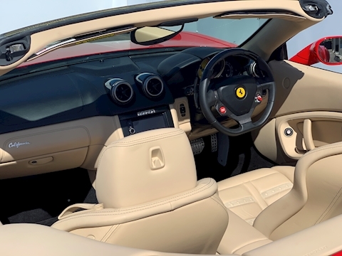 4.3 V8 30 Convertible 2dr Petrol F1 DCT (490 ps)