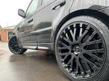 Range Rover 3.0 TD V6 HSE SUV 5dr Diesel Automatic (243 g/km, 242 bhp)